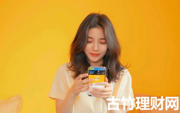 网贷逾期多久才会上征信记录2025年今日精选！权威阐释五个借钱逾期多久会上贷款记录