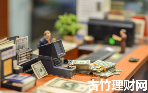 不看征信的网贷百分百下款安全正规的2025年用户真实体验！今日整理这五个40岁黑户贷款口子